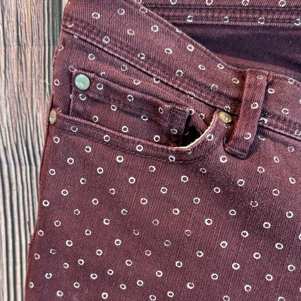 Roxy Maroon Polka Dot Skinny Jeans - Picture 4 of 9